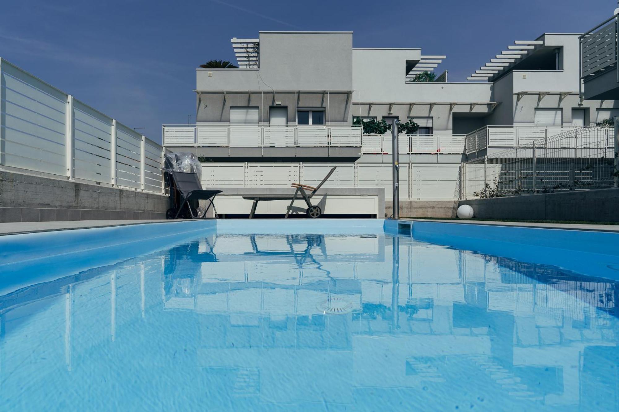 The - Luxury With Pool Appartement